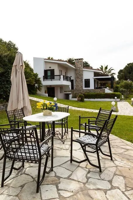Chanioti Villa Pefkochori
