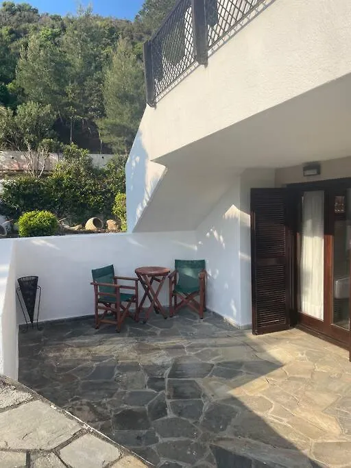 Chanioti Villa Pefkochori 0*,  Greece