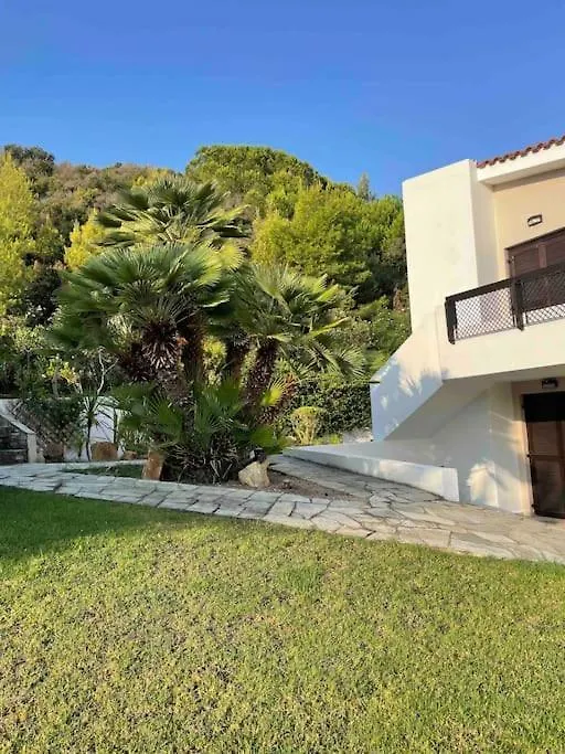 Chanioti Villa Pefkochori